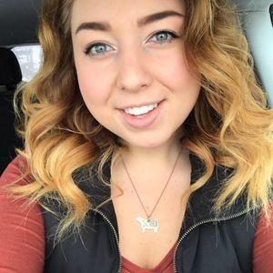 Meet your Posher, Kallee